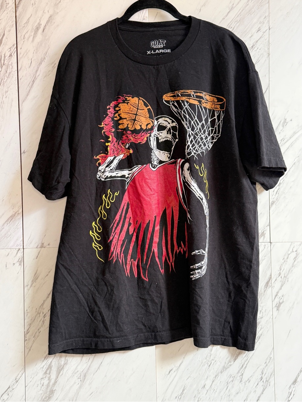 GOAT Crew Skeleton Basketball Graphic Streetwear Tee Size XL